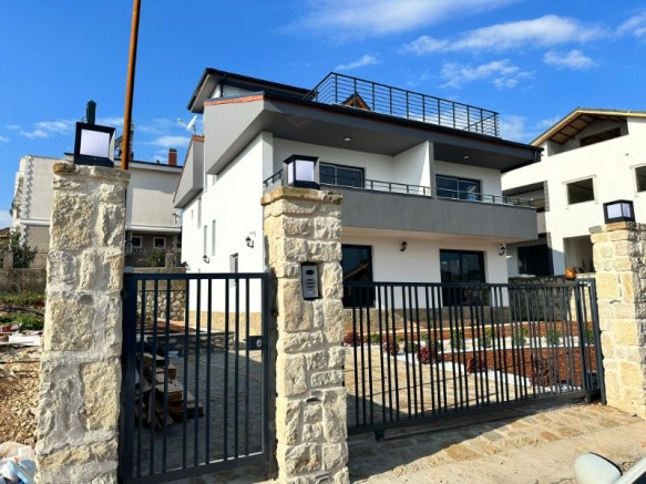 Adana Çarkıpare Satılık Villa
